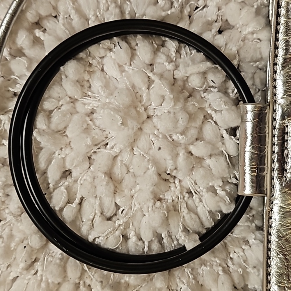 Thacker Crossbody Bag - Picture 5 of 16
